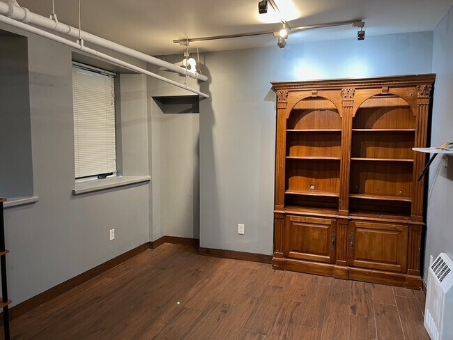12 Wigglesworth St, Unit 1 in Boston, MA - Building Photo - Building Photo