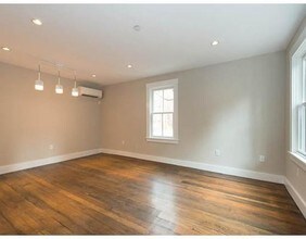 23 Grant St in Cambridge, MA - Foto de edificio - Building Photo