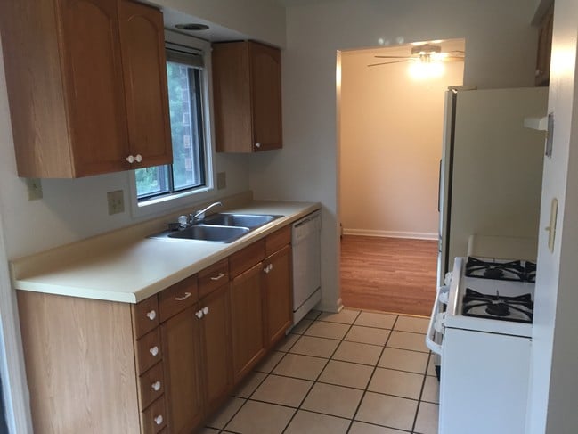 property at 8163 Ralston Ct
