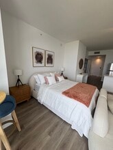 1652 NE 2nd Ave, Unit 1622 in Miami, FL - Foto de edificio - Building Photo