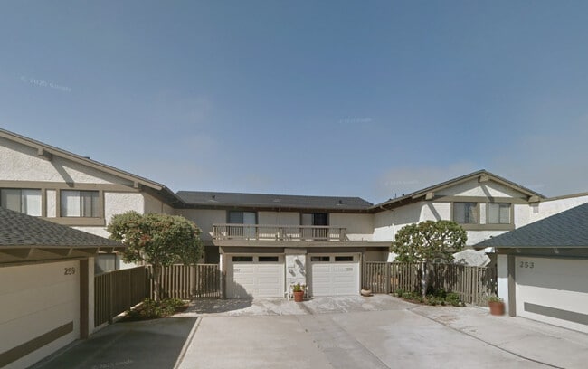 property at 257 Avenida Adobe