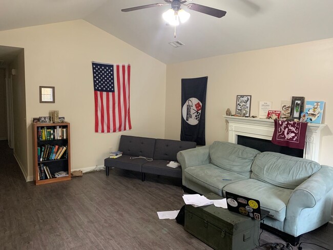 214 Pine Ridge Trace in Athens, GA - Building Photo - Building Photo