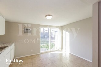 4747 E Saint Catherine Ave in Phoenix, AZ - Building Photo - Building Photo