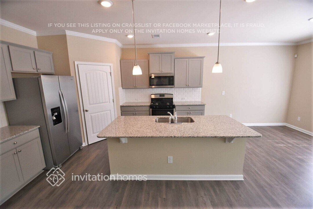 108 Cool Creek Ct in Dallas, GA - Building Photo