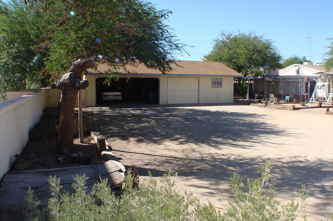 201 E Alice Ave in Phoenix, AZ - Building Photo - Building Photo