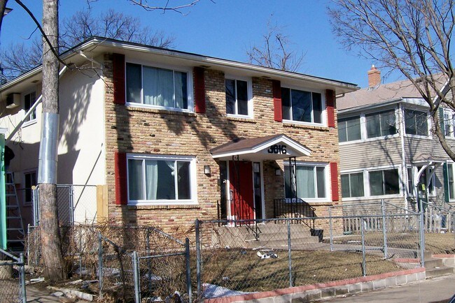 3016 Pleasant Ave in Minneapolis, MN - Foto de edificio - Building Photo