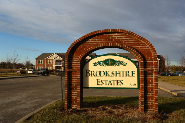 Brookshire Estates in Jerseyville, IL - Building Photo - Building Photo