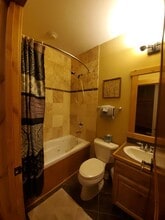 308 Ohio Ave in Kellogg, ID - Building Photo - Building Photo