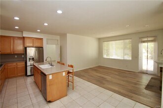 19 Benavente in Irvine, CA - Building Photo - Building Photo