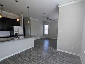3207 Youngs Meadow Ln in San Leon, TX - Building Photo - Building Photo