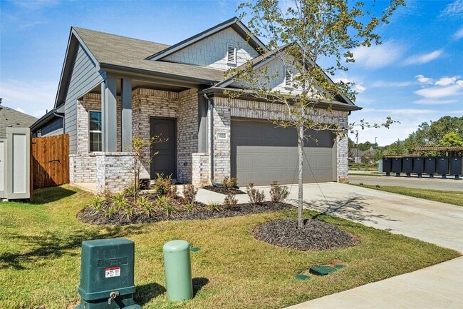 1000 Mason St in Aubrey, TX - Foto de edificio - Building Photo