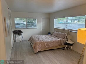1638 Plunkett St in Hollywood, FL - Foto de edificio - Building Photo