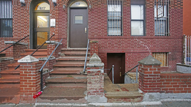 419 Montauk Ave in Brooklyn, NY - Building Photo - Building Photo