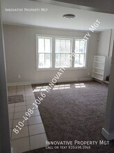 1903 Joliet St in Flint, MI - Building Photo - Building Photo