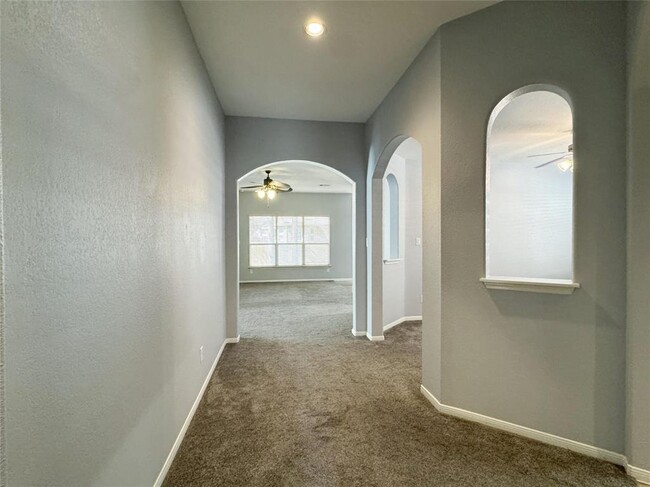 1050 Forest Haven Ct in Conroe, TX - Building Photo - Building Photo