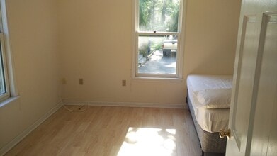 87 Freeman St in Newton, MA - Building Photo - Building Photo