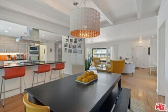 5507 Van Noord Ave in Los Angeles, CA - Building Photo - Building Photo