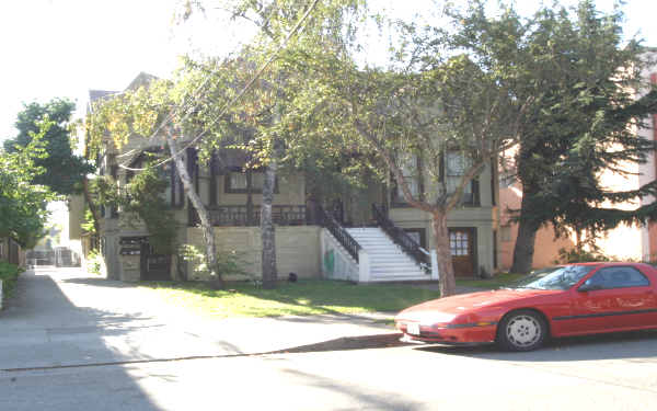 2242 San Jose Ave in Alameda, CA - Foto de edificio - Building Photo