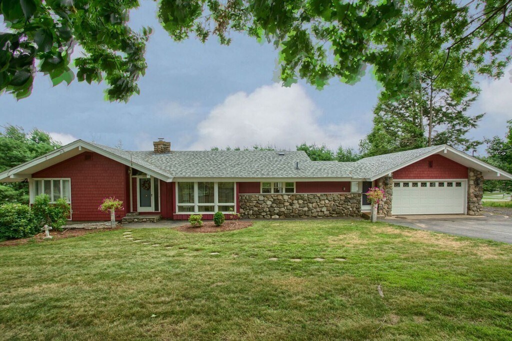 147 Washington St in Methuen, MA - Building Photo