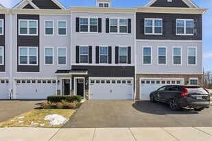 19 Autumn Pk Ct in Medford, NJ - Building Photo