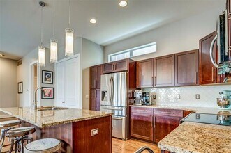 5618 Lindell Ave in Dallas, TX - Building Photo - Building Photo