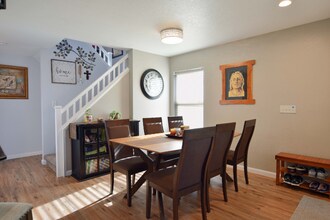 4036 Plum Creek Dr in Loveland, CO - Foto de edificio - Building Photo