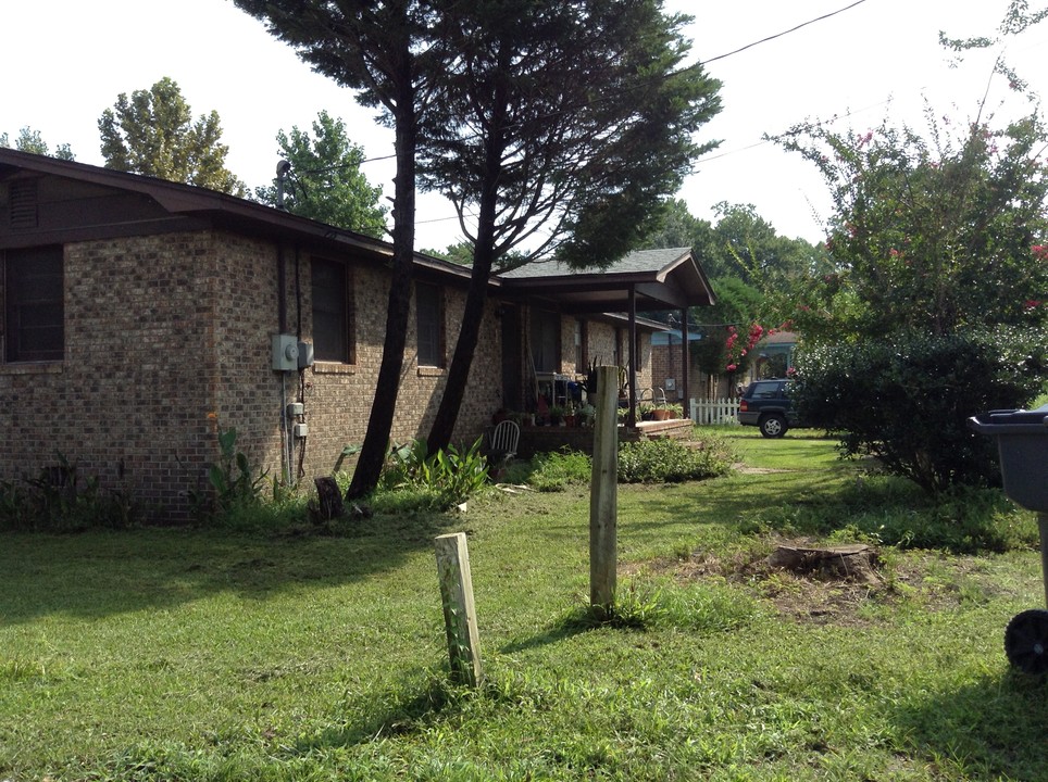 Marfair Estates in Leland, NC - Building Photo