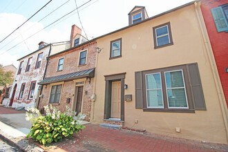 334 W Gay St, Unit 4B in West Chester, PA - Foto de edificio - Building Photo