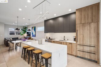 1606 Willow St in Oakland, CA - Building Photo - Building Photo