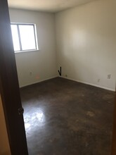 207 Hummingbird Ln in Lufkin, TX - Foto de edificio - Building Photo