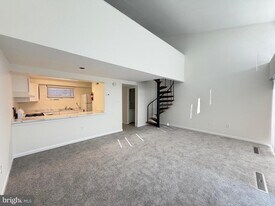 5485 Harpers Farm Rd in Columbia, MD - Building Photo