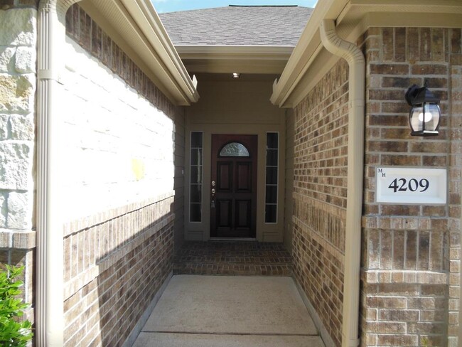 4209 Davenport St in Houston, TX - Building Photo - Building Photo