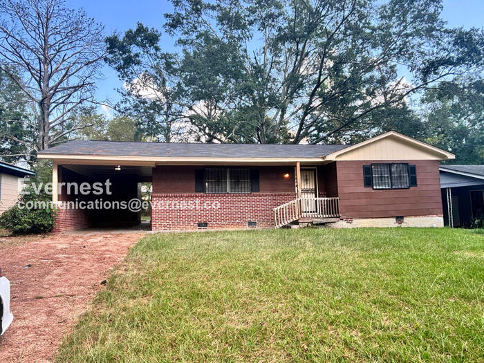1428 Gibralter Dr in Jackson, MS - Building Photo