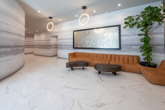 793 S Van Ness in San Francisco, CA - Building Photo - Lobby