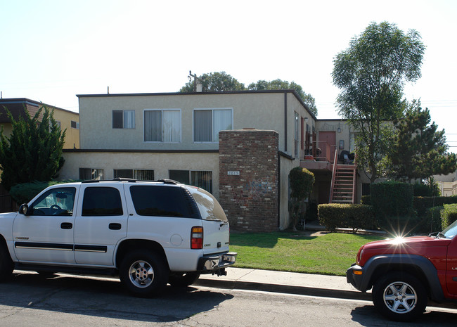 2015 Mariposa St in Oxnard, CA - Foto de edificio - Building Photo