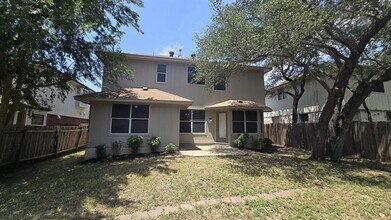7704 Earp Way in Austin, TX - Building Photo - Building Photo