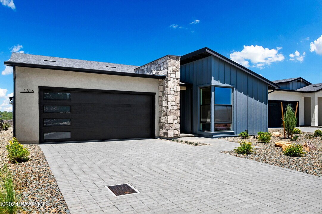 1316 Rockwood Dr in Prescott, AZ - Building Photo