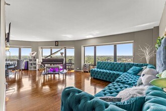 5000 Town Center in Southfield, MI - Building Photo - Building Photo