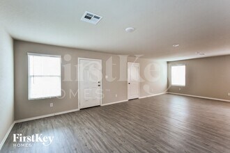 14015 Mulch Ct in San Antonio, TX - Building Photo - Building Photo