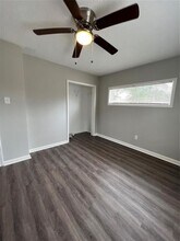 1418 2nd Ave N in Texas City, TX - Foto de edificio - Building Photo