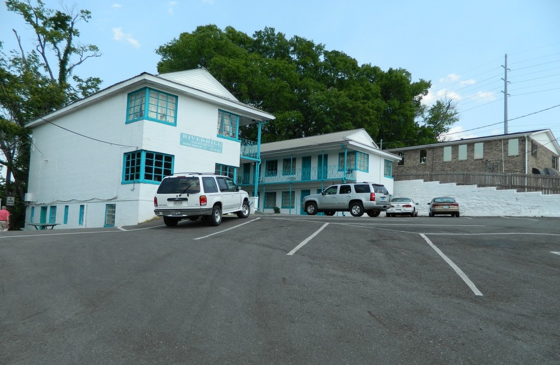 River Apartments in Tuscaloosa, AL - Building Photo