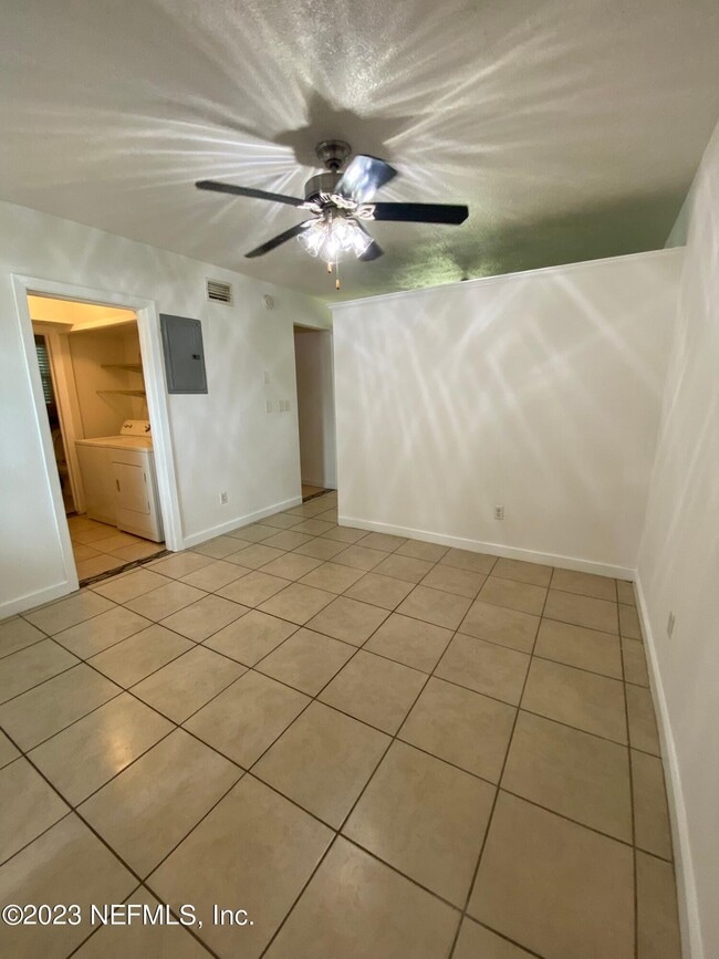 3043 Belden St in Jacksonville, FL - Building Photo - Building Photo