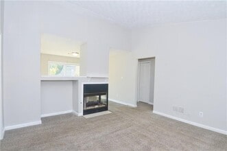 130 Crystal Brook in Griffin, GA - Building Photo - Building Photo