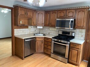 686 E 7th St, Unit 1 in Boston, MA - Building Photo - Building Photo