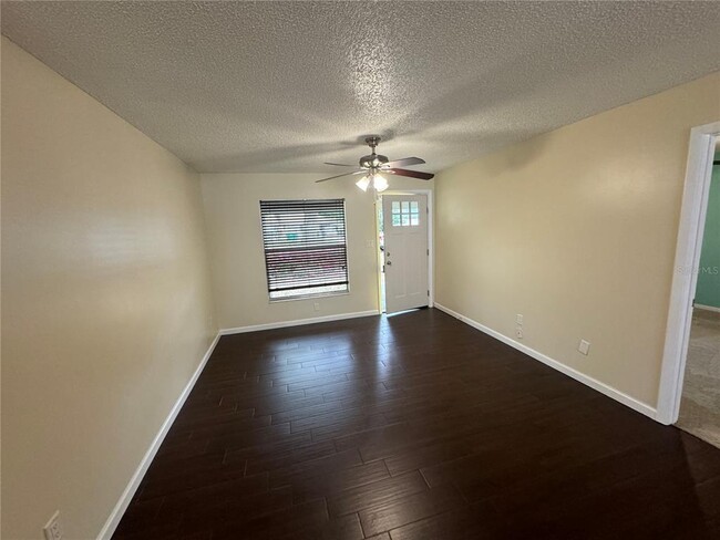1161 Little John Ct in Mount Dora, FL - Building Photo - Building Photo
