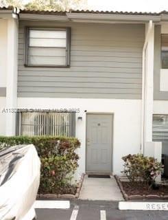 9712 NW 14th St in Coral Springs, FL - Building Photo