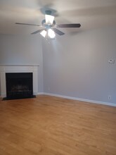 3211 LUANN Dr in Nashville, TN - Foto de edificio - Building Photo