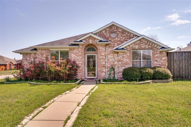 8806 Oakwood Ln
