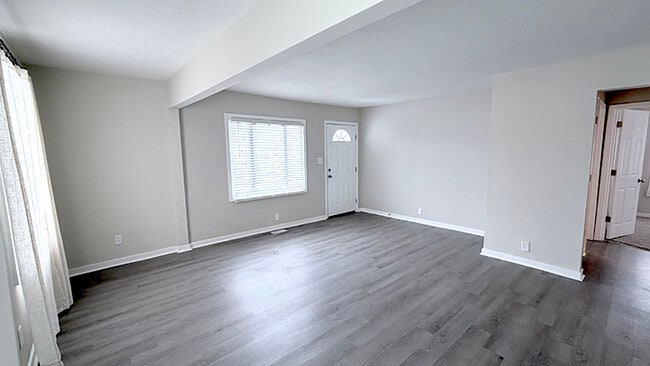 2088 Skylark Ln in Newburgh, IN - Building Photo - Building Photo