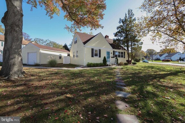 property at 521 5th Ave